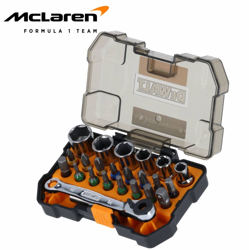 Гарнитура битови 54 парчиња со крцкало McLaren F1